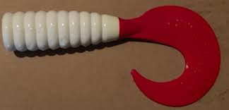 PREDATOR GRUB - 11" GLOW WHITE RED